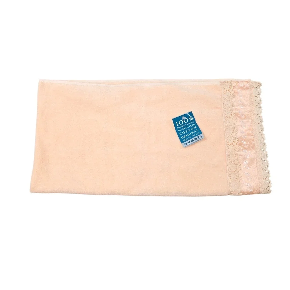 Vintage Avanti Peachy Pink 100% Cotton Lace Trim Cottagecore 1978 Small Towel